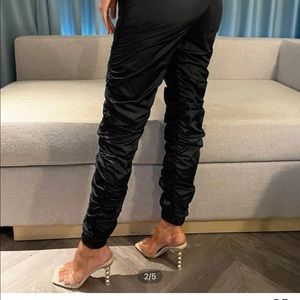 BLACK RUFFLE SHEIN PANTS